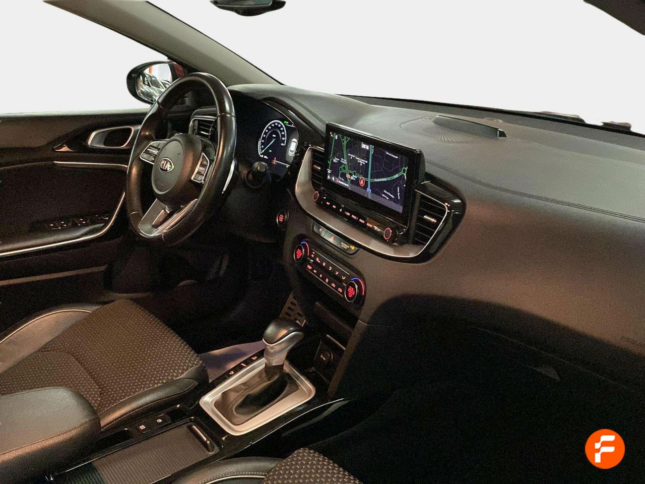 Foto Kia XCeed 12