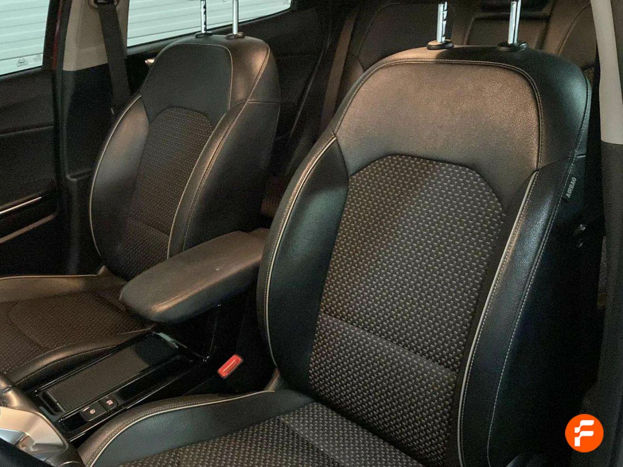 Foto Kia XCeed 29