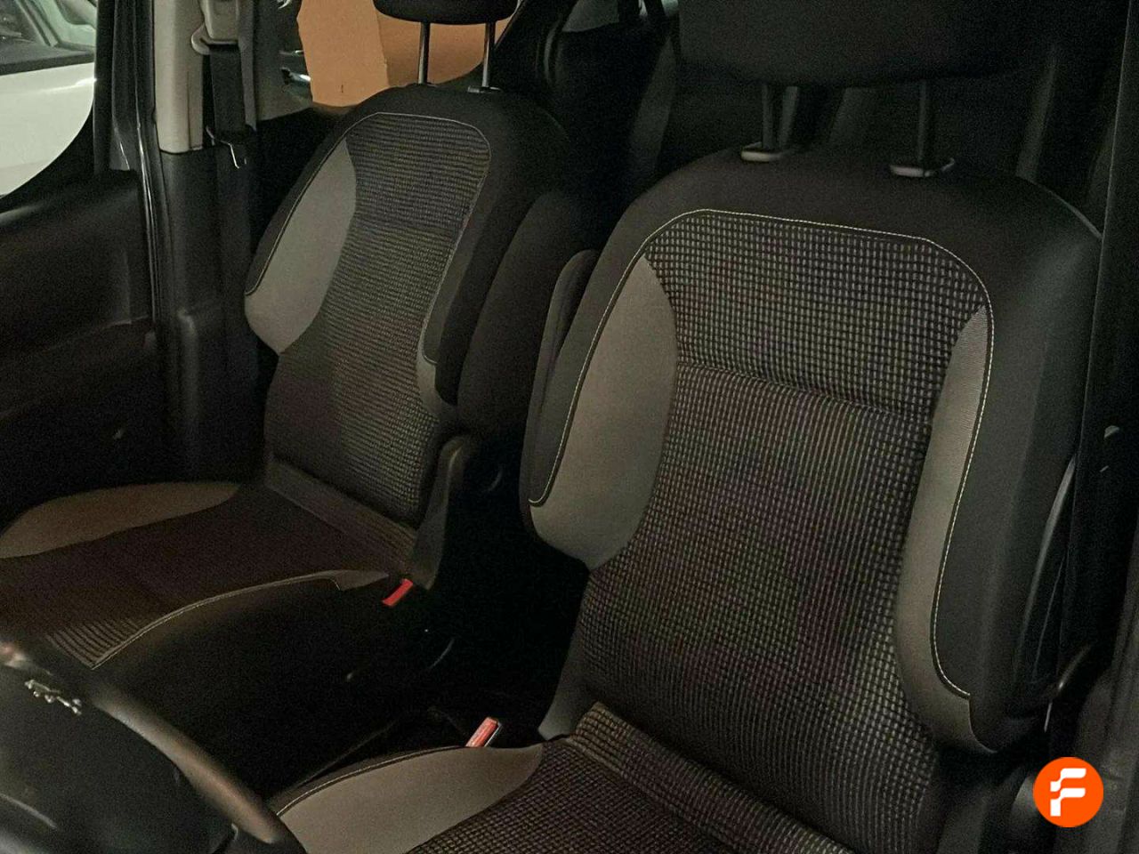 Foto Peugeot Partner 27