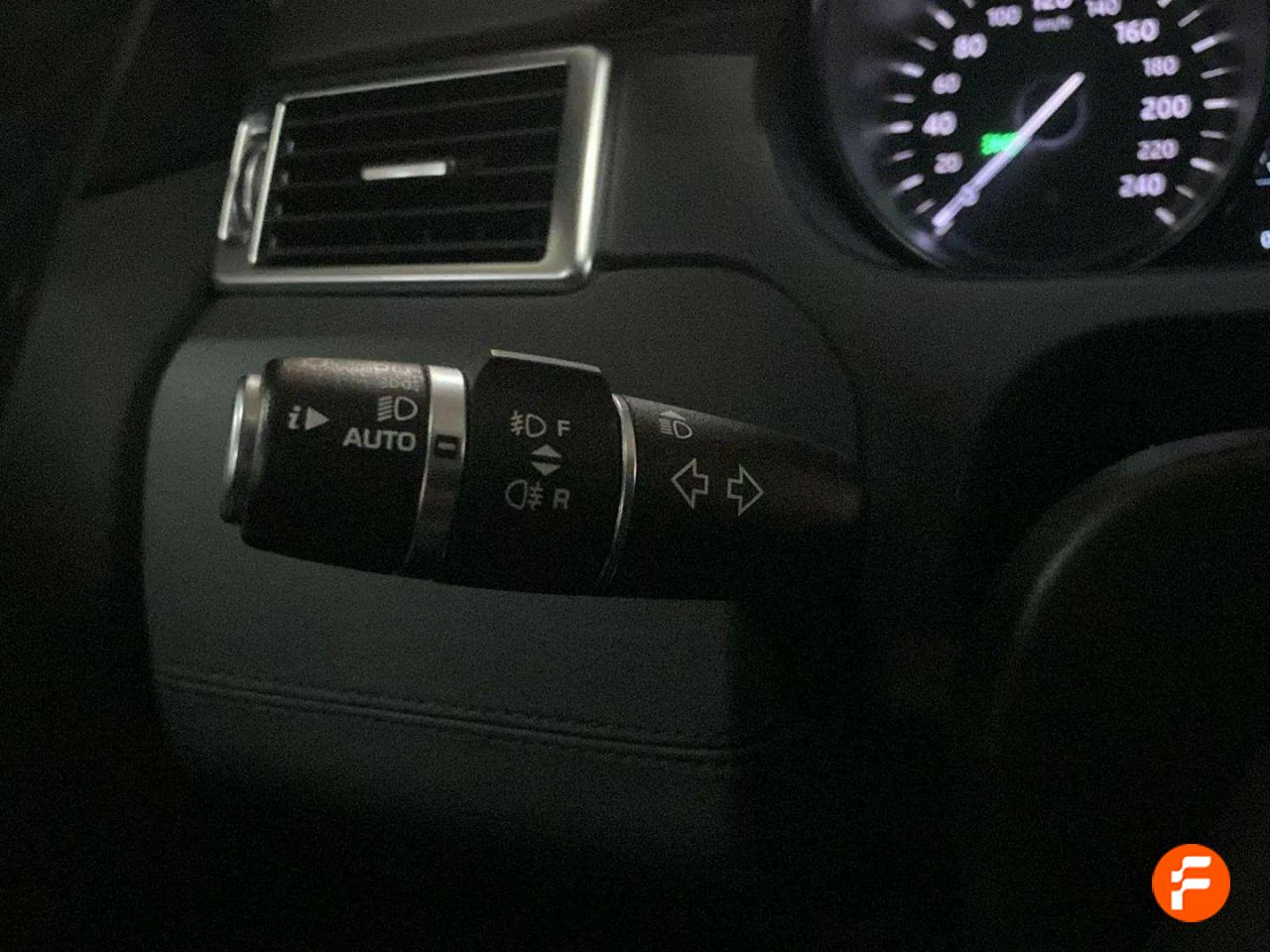 Foto Land-Rover Discovery Sport 20