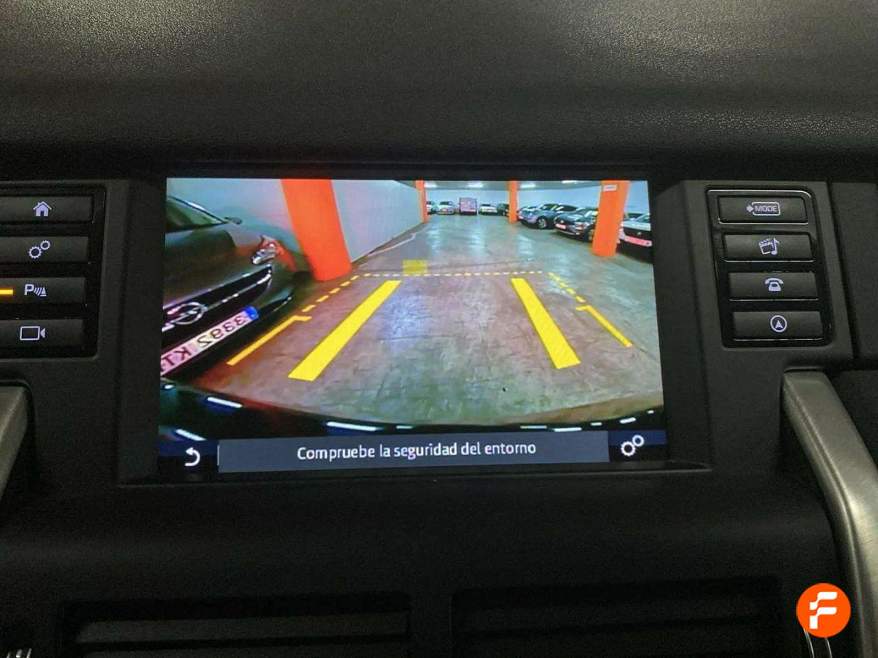 Foto Land-Rover Discovery Sport 23