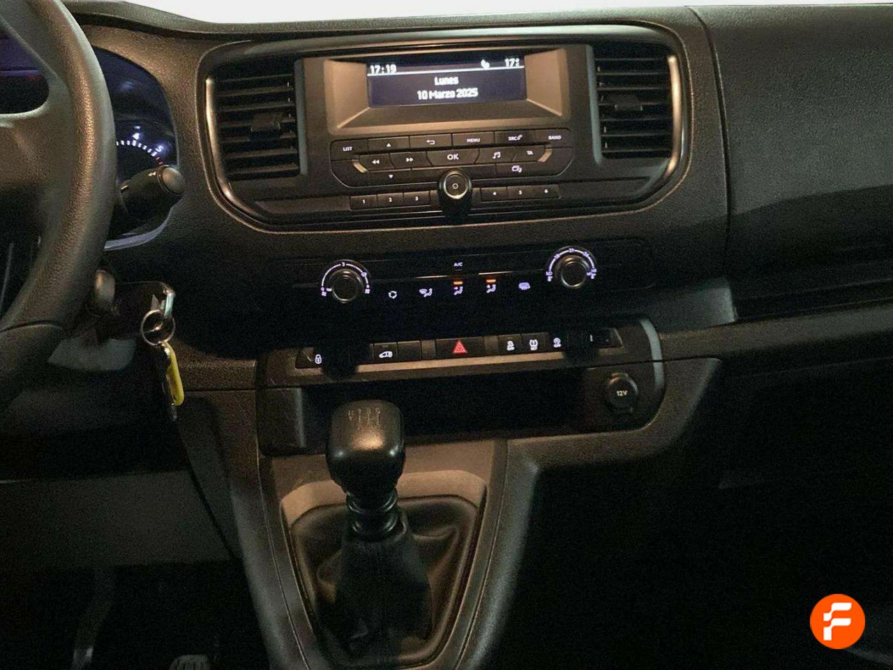Foto Citroën Jumpy 19