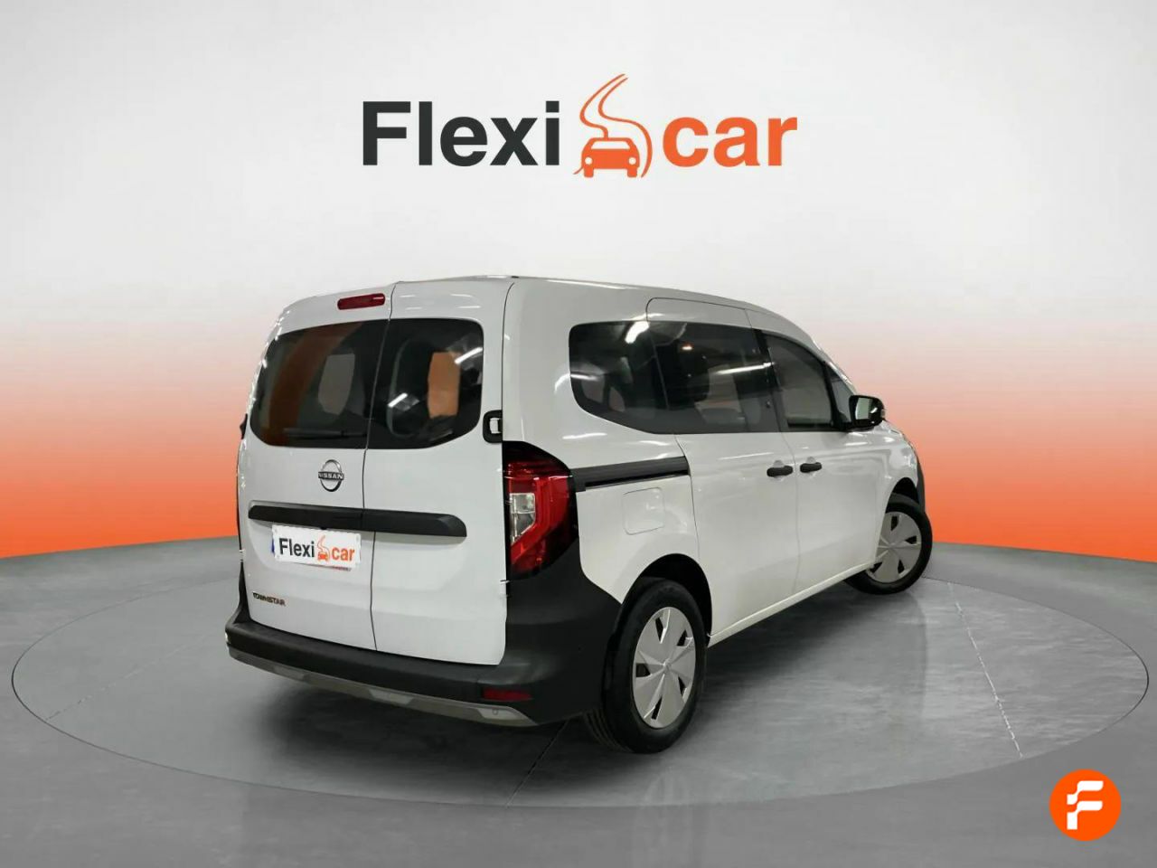 Foto Nissan Townstar 8
