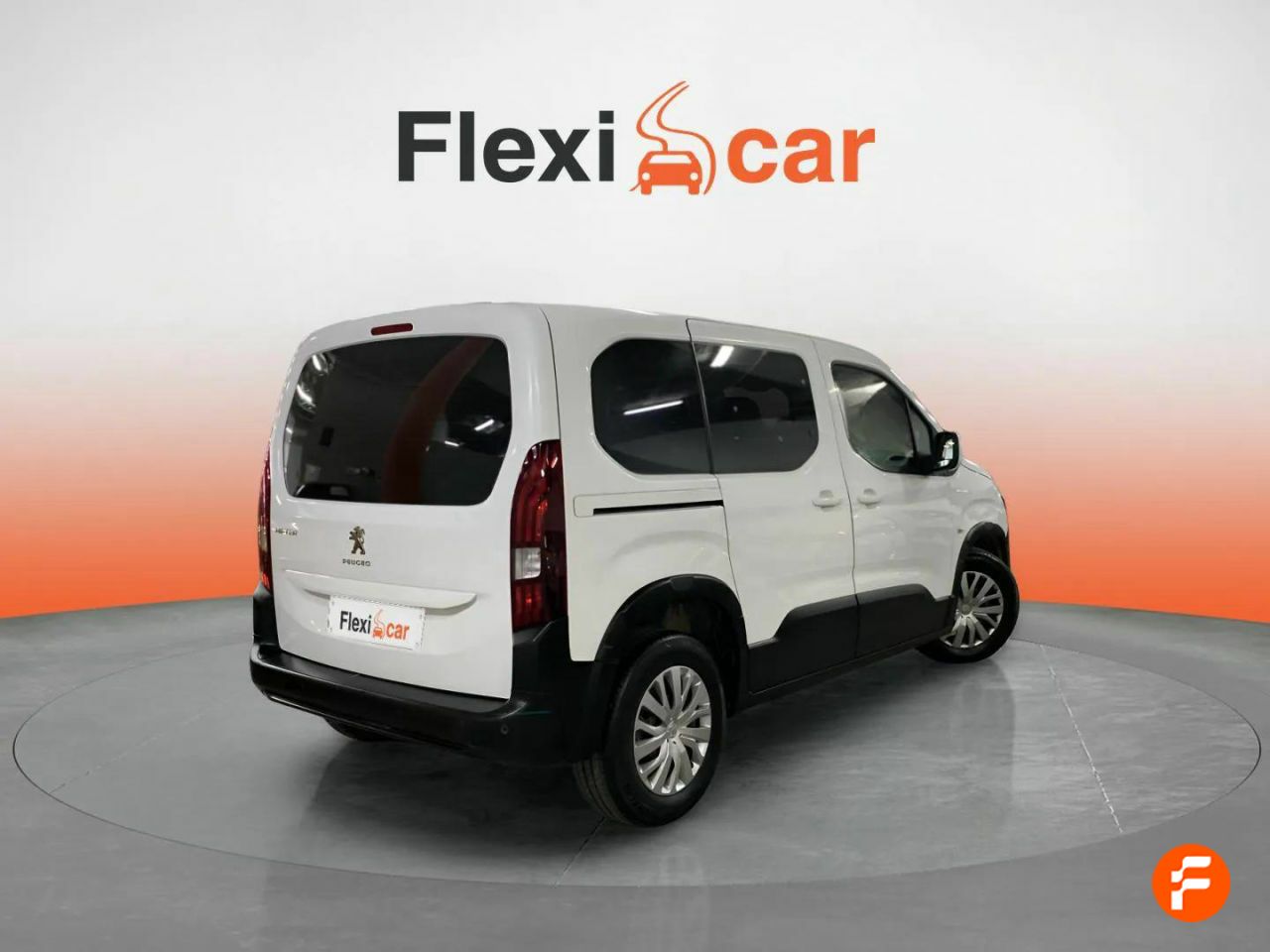 Foto Peugeot Rifter 8
