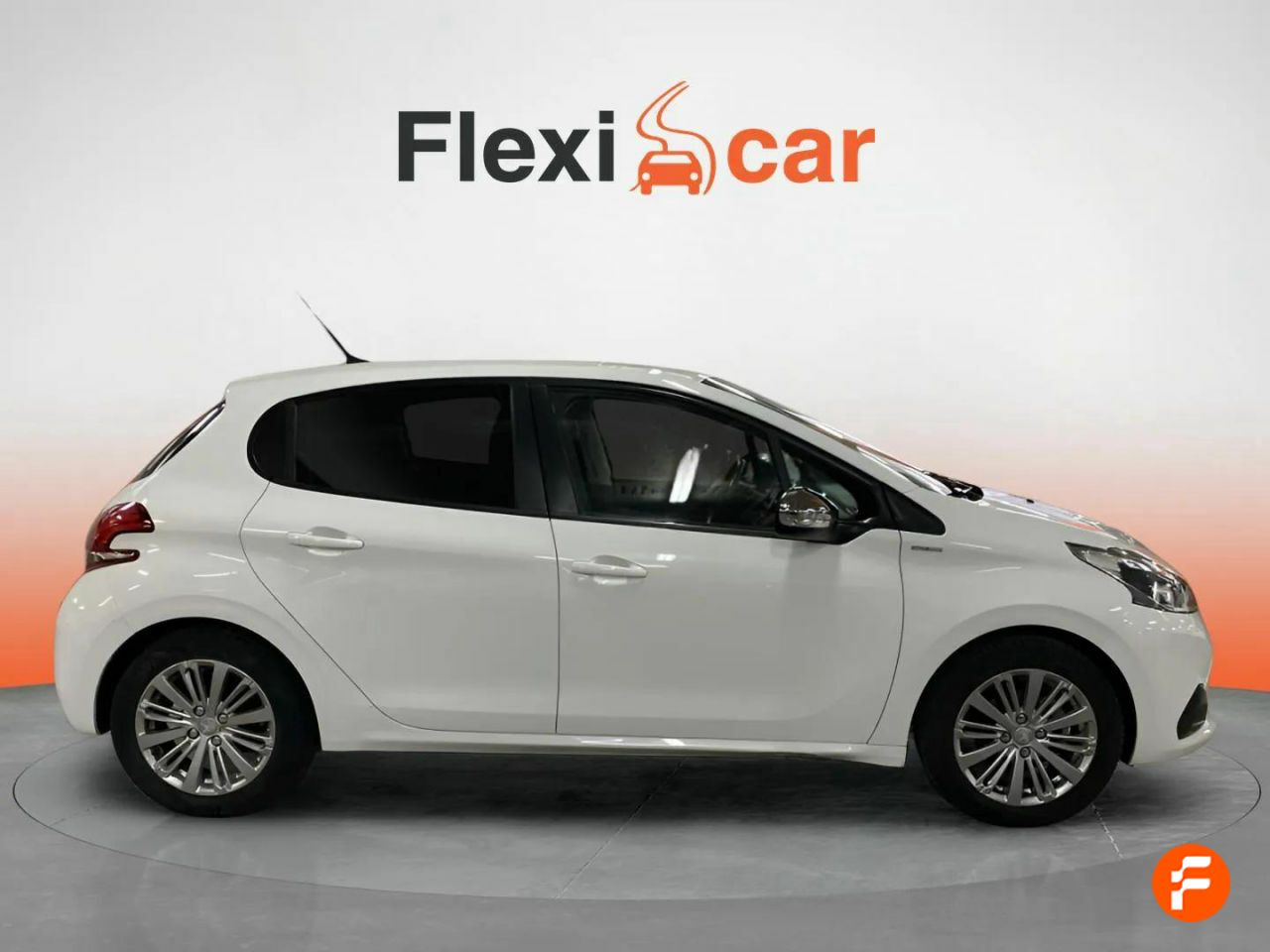 Foto Peugeot 208 5
