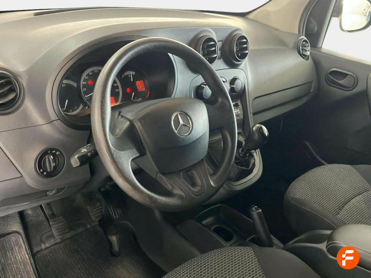 Foto Mercedes-Benz Citan 10