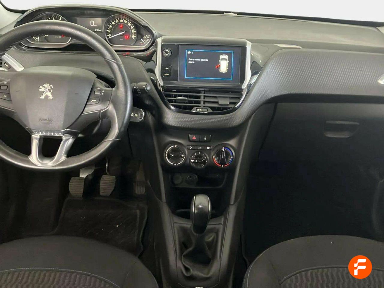 Foto Peugeot 208 11