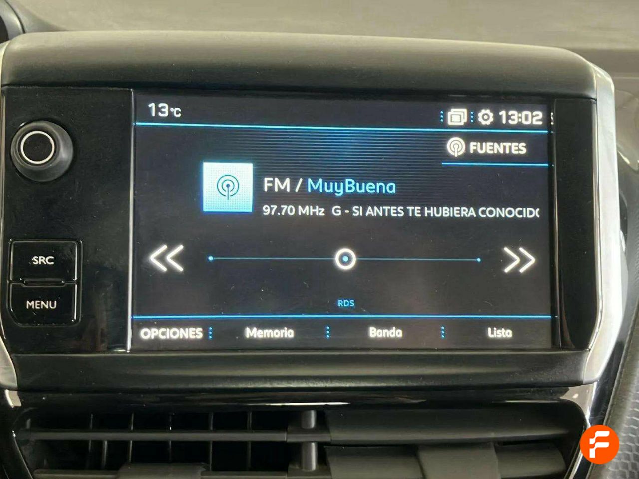 Foto Peugeot 208 16