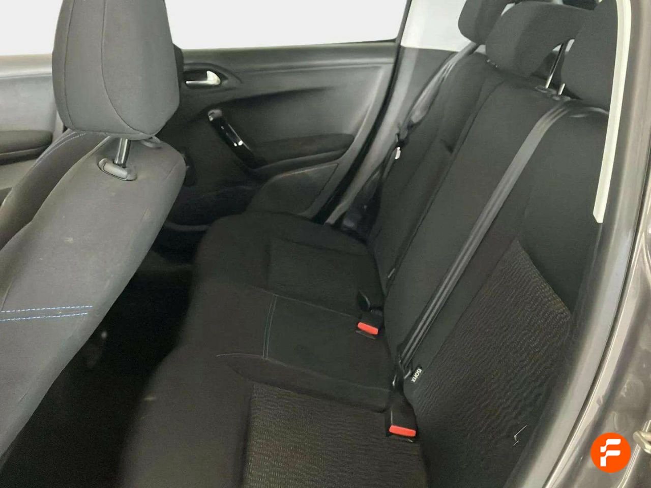 Foto Peugeot 208 21