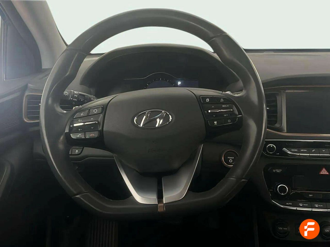 Foto Hyundai IONIQ 11