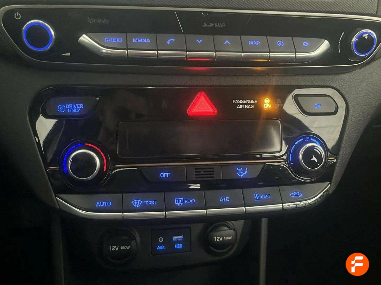 Foto Hyundai IONIQ 17