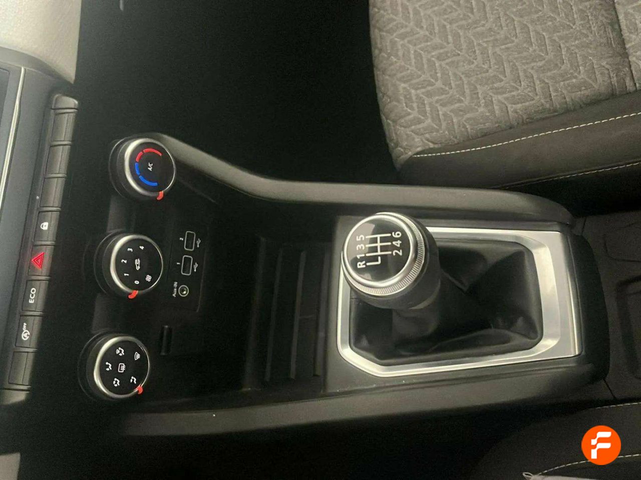 Foto Renault Clio 18