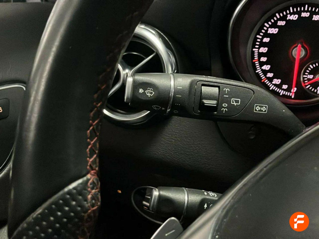 Foto Mercedes-Benz Clase GLA 14