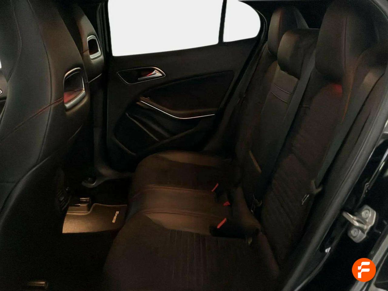 Foto Mercedes-Benz Clase GLA 25