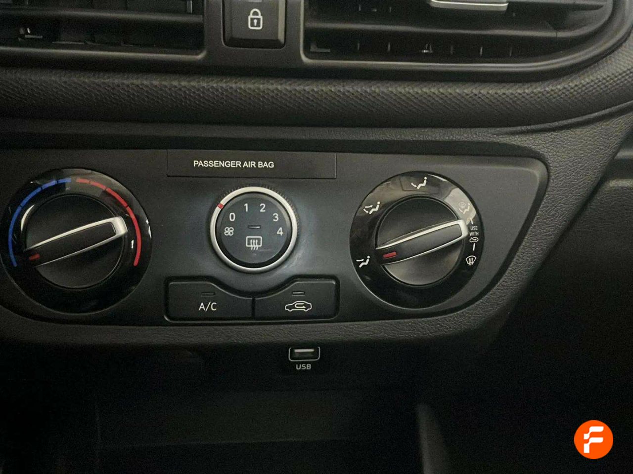 Foto Hyundai i10 18