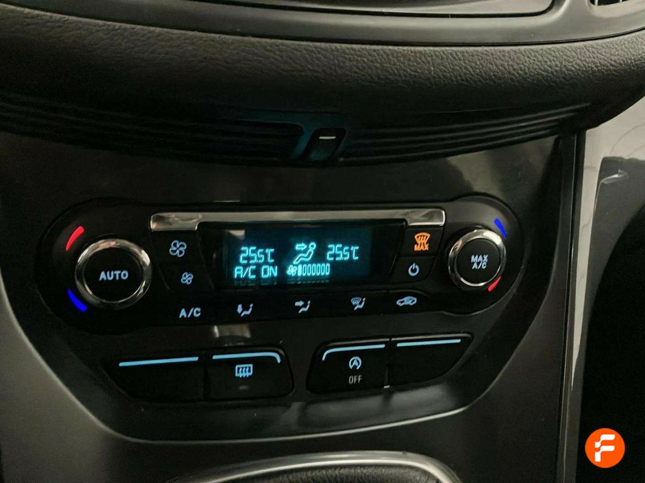 Foto Ford Kuga 18