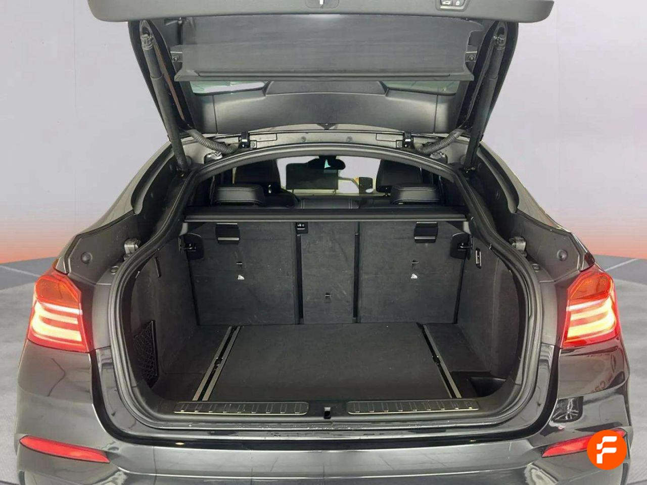 Foto BMW X4 8