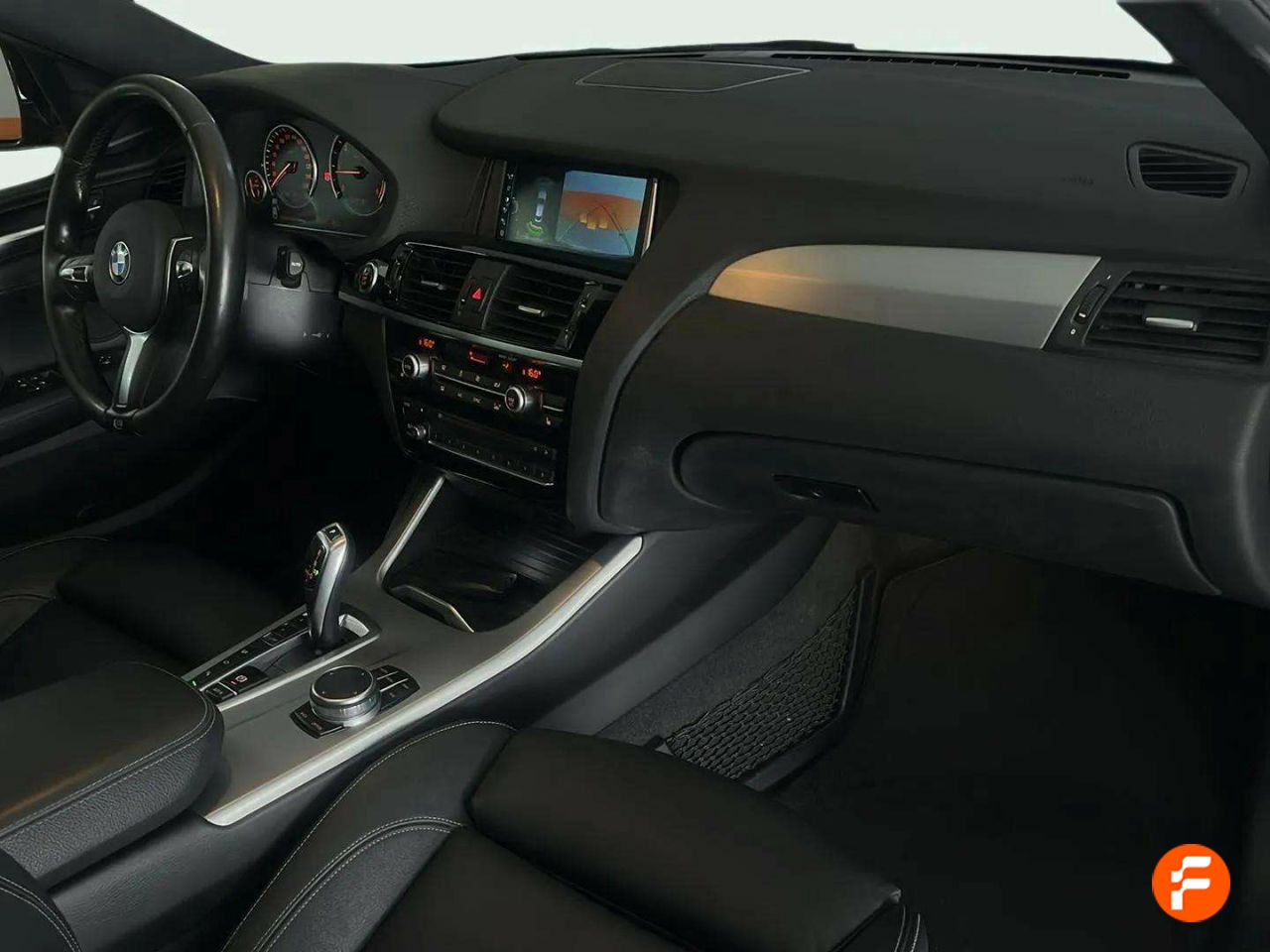 Foto BMW X4 10
