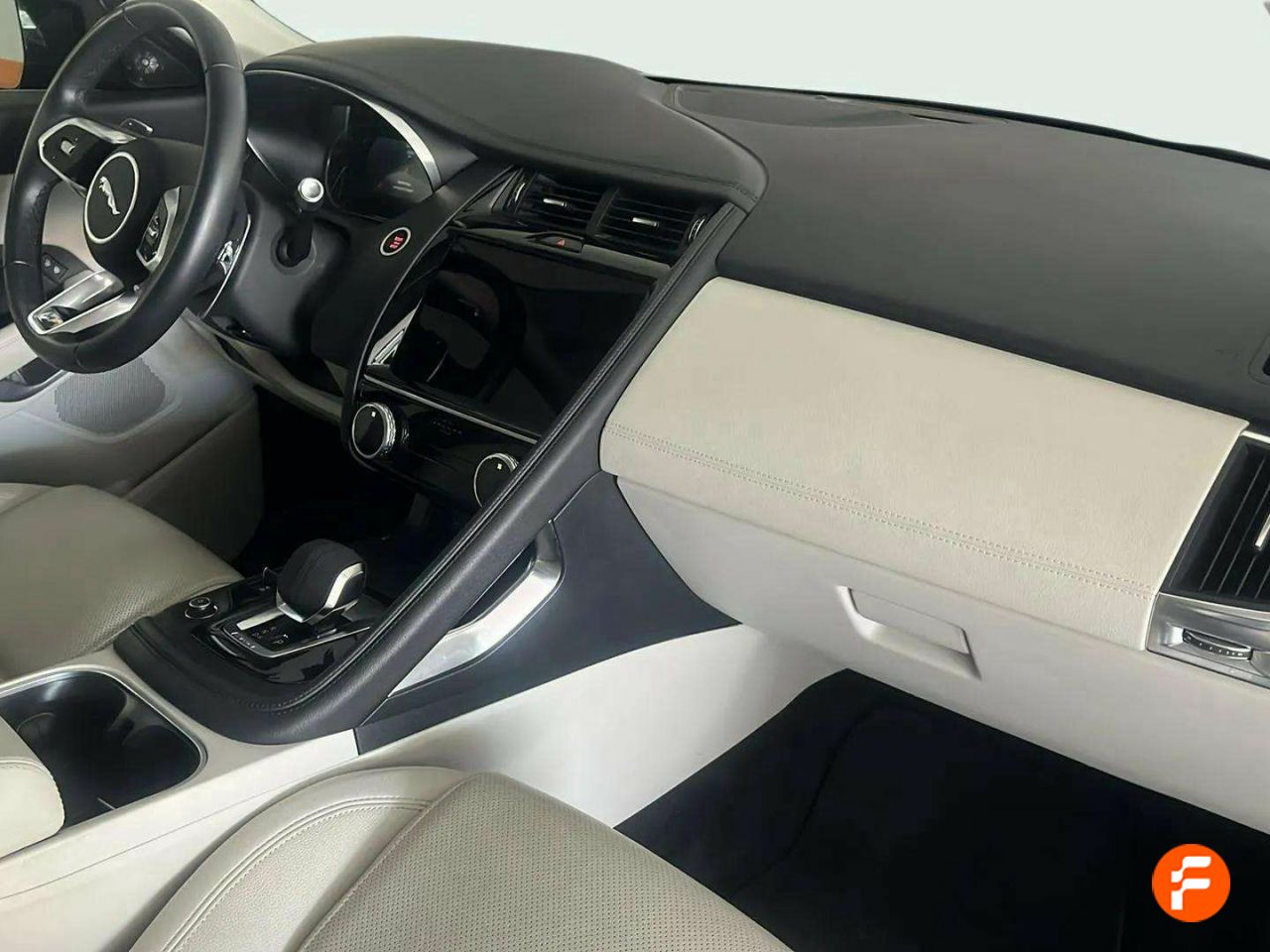 Foto Jaguar E-Pace 10