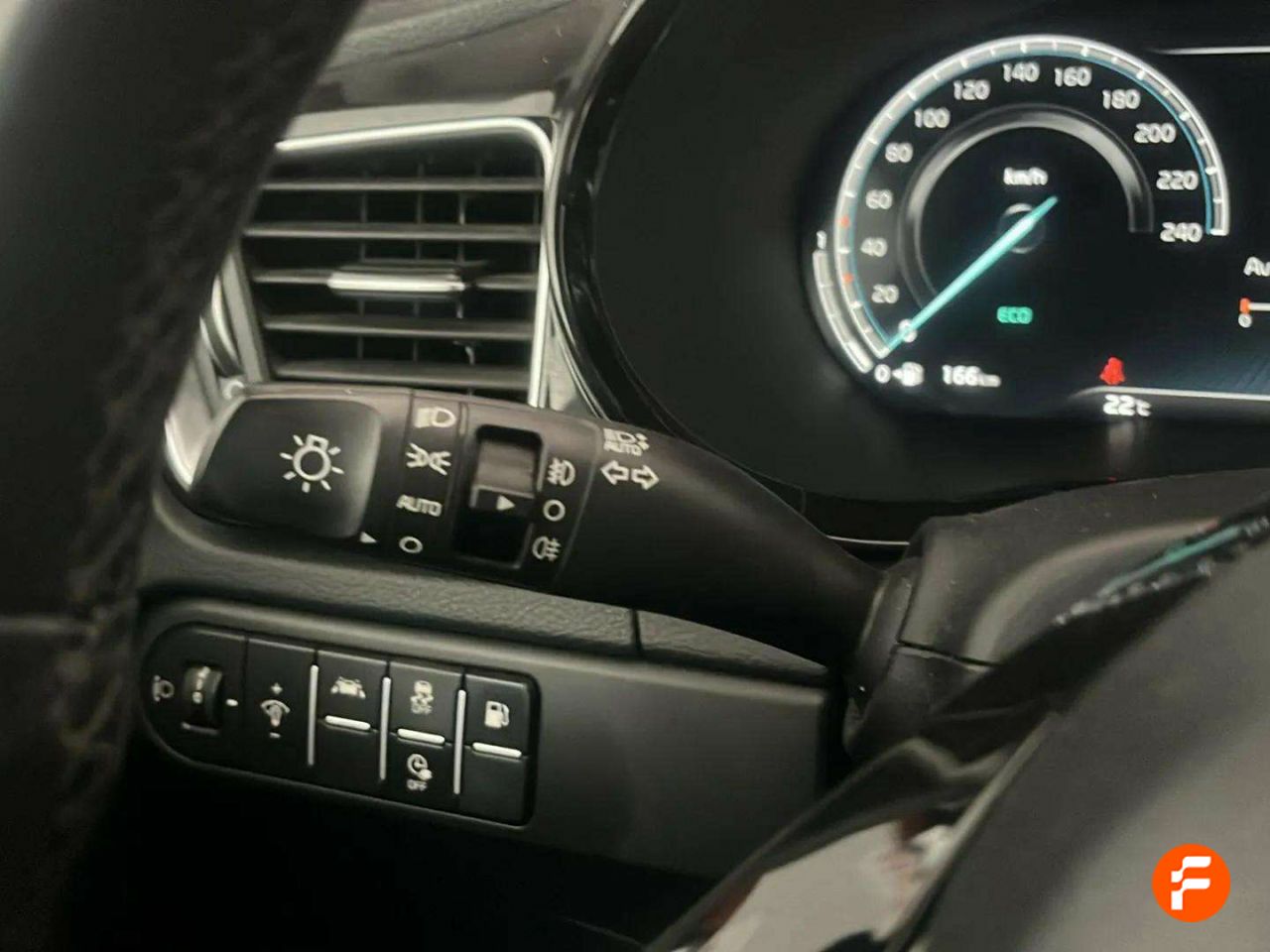 Foto Kia XCeed 14