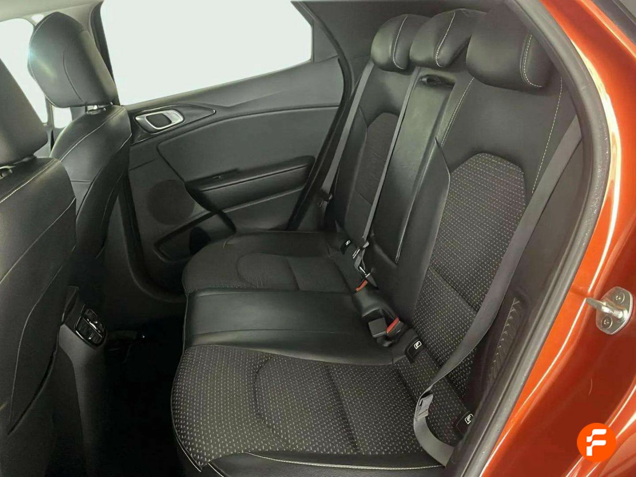 Foto Kia XCeed 23