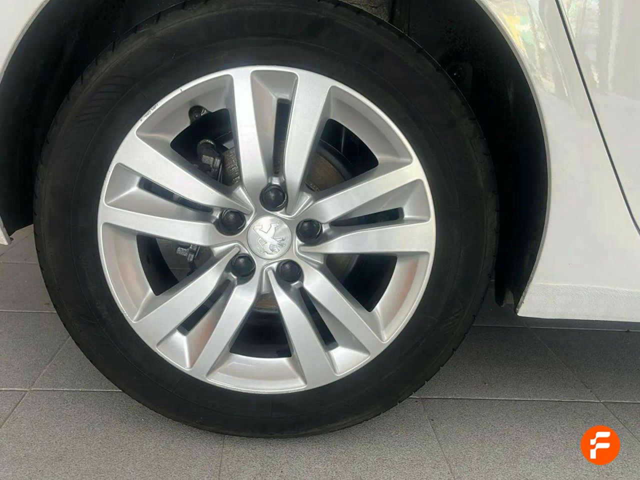 Foto Peugeot 308 9