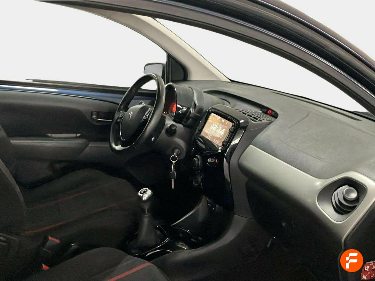 Foto Peugeot 108 10