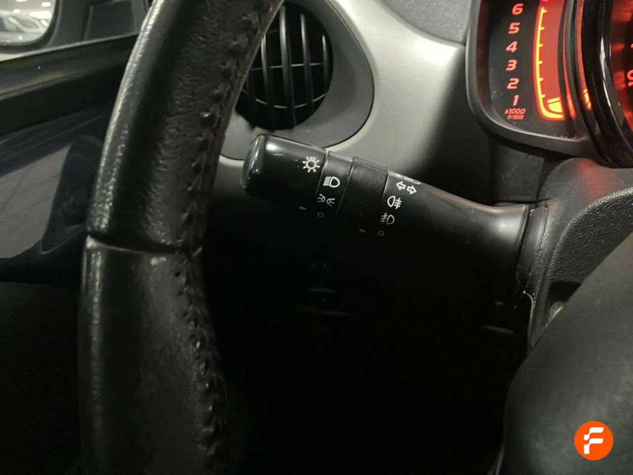 Foto Peugeot 108 14