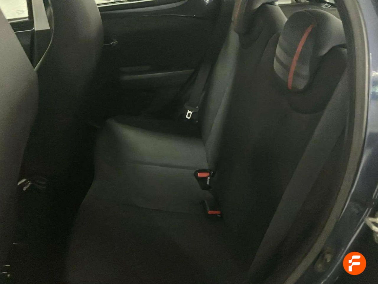 Foto Peugeot 108 23