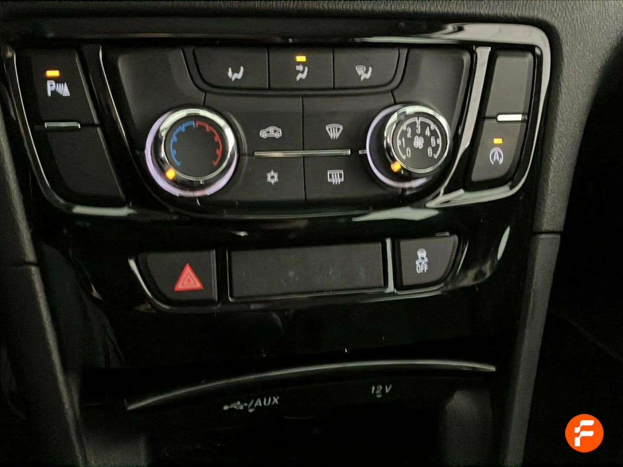 Foto Opel Mokka X 16