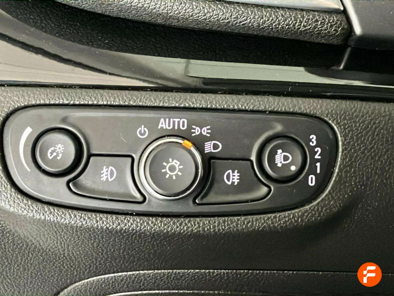 Foto Opel Mokka X 19