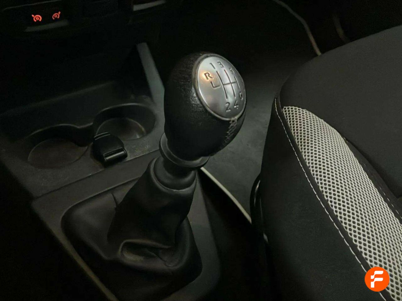 Foto Dacia Lodgy 19