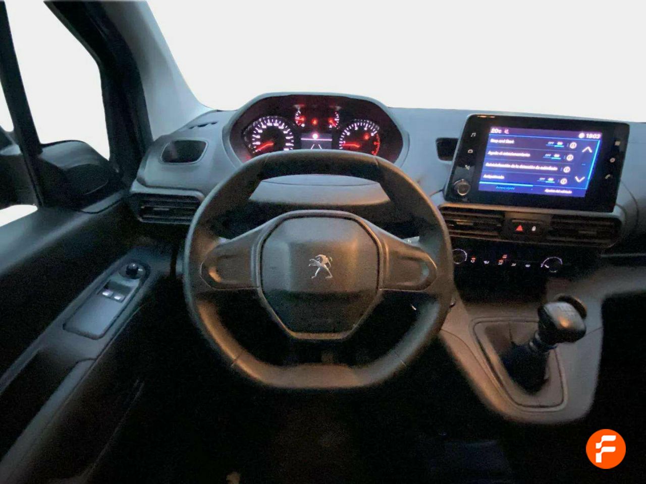 Foto Peugeot Rifter 9
