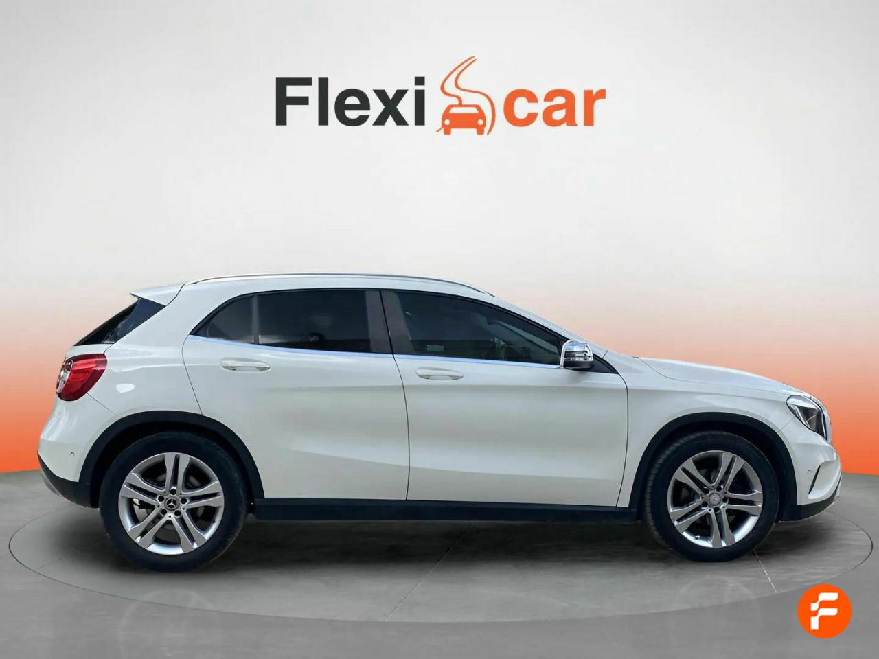Foto Mercedes-Benz Clase GLA 9