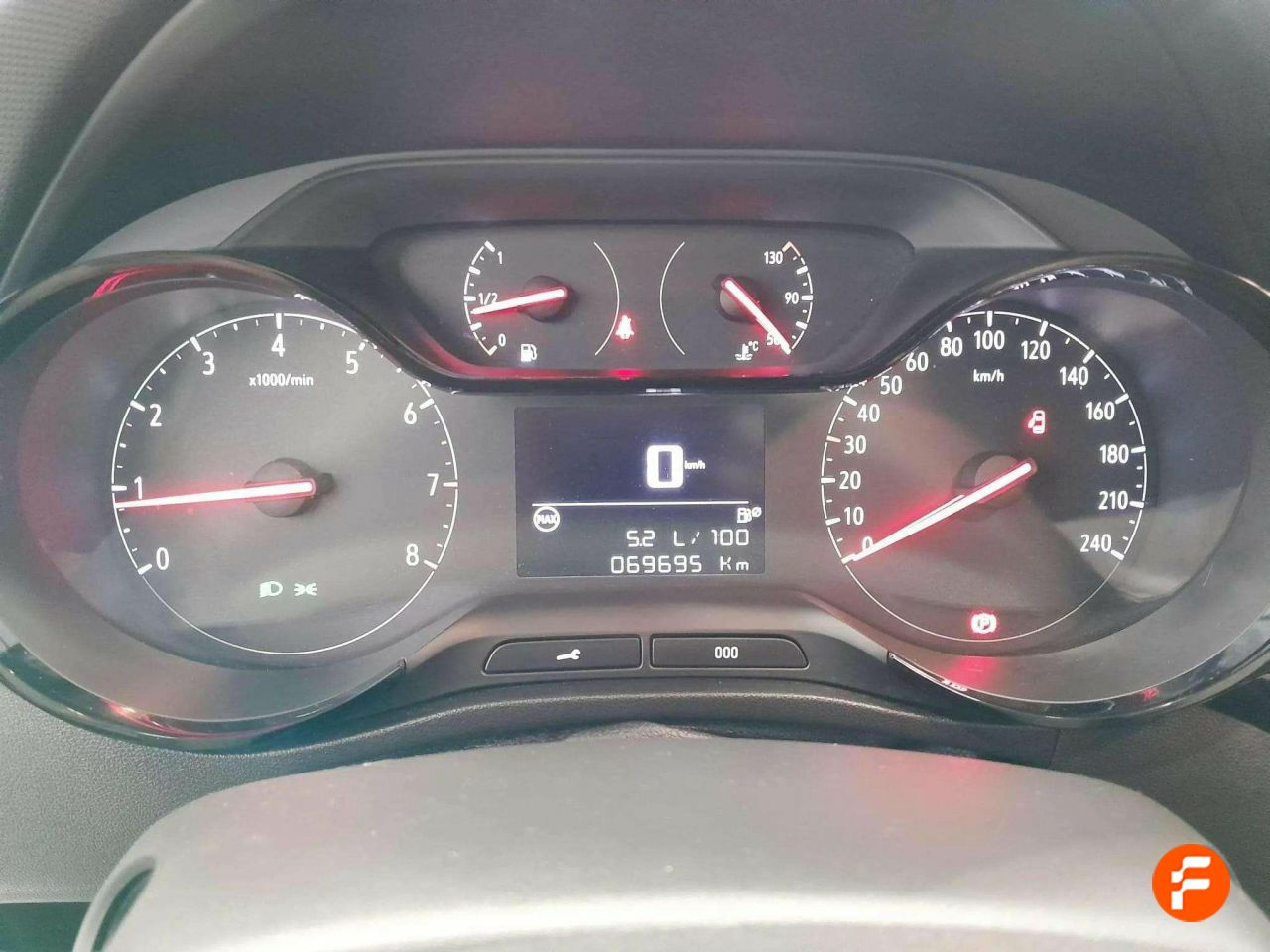 Foto Opel Crossland X 8