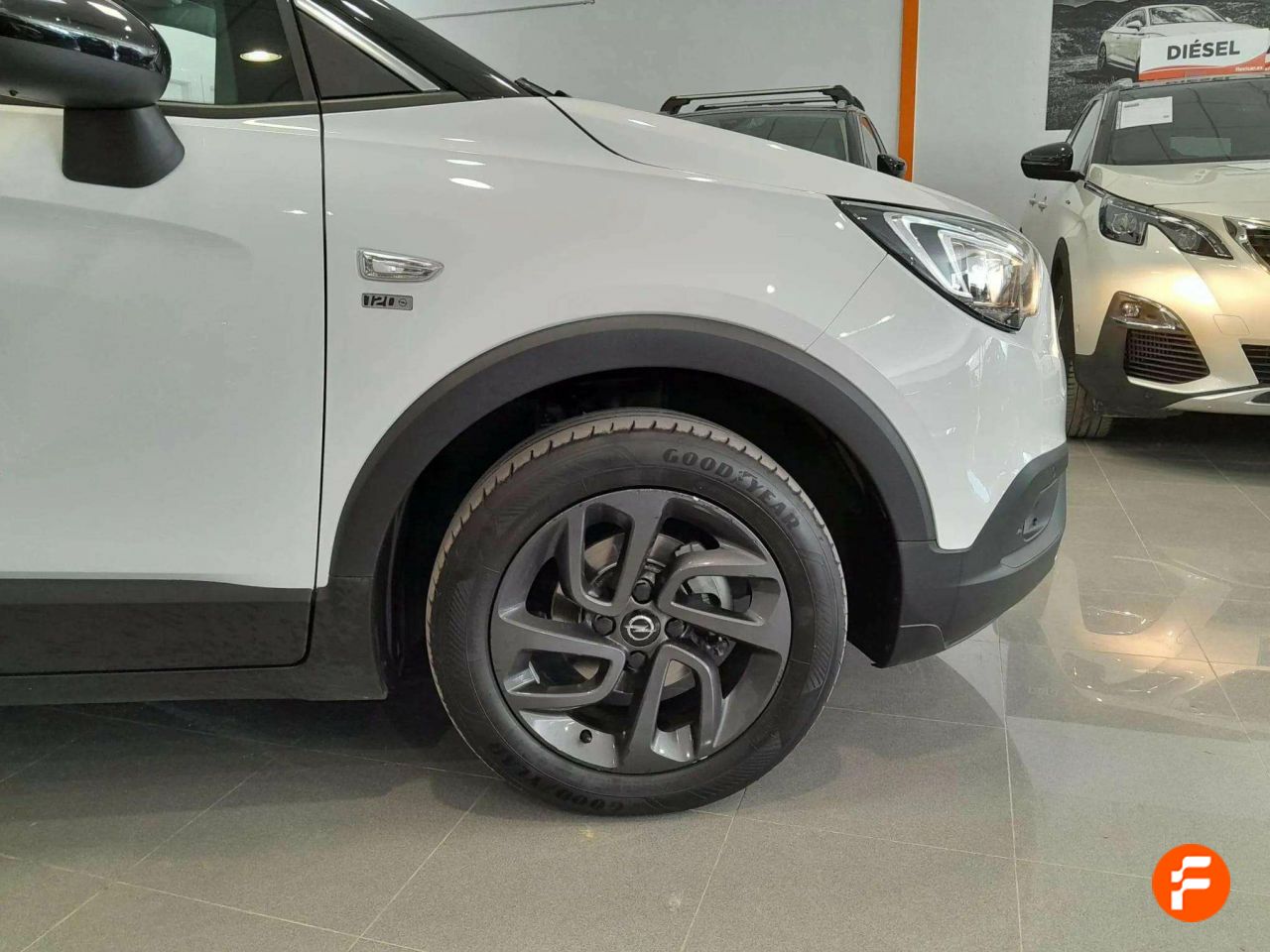 Foto Opel Crossland X 15