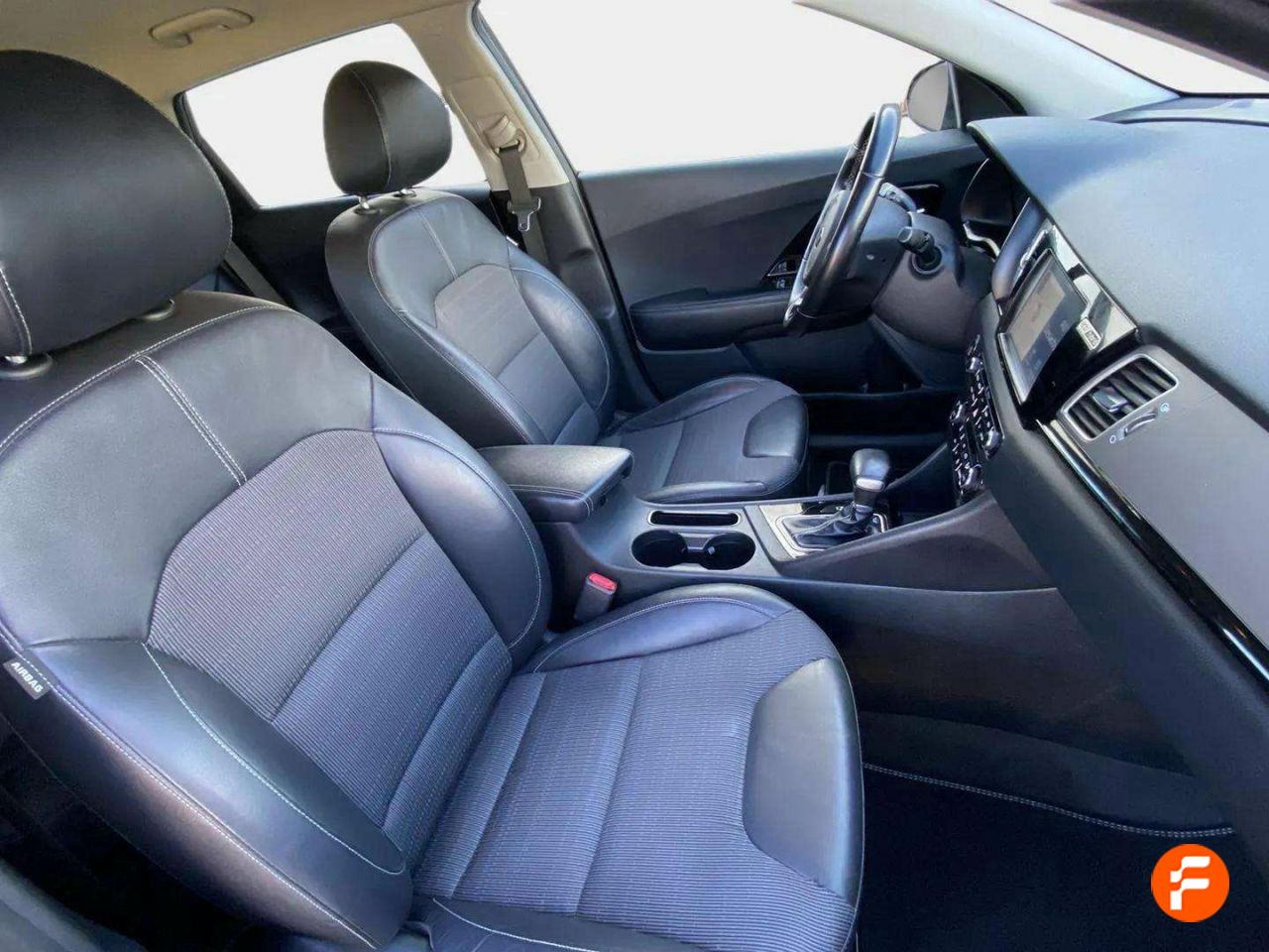 Foto Kia Niro 12