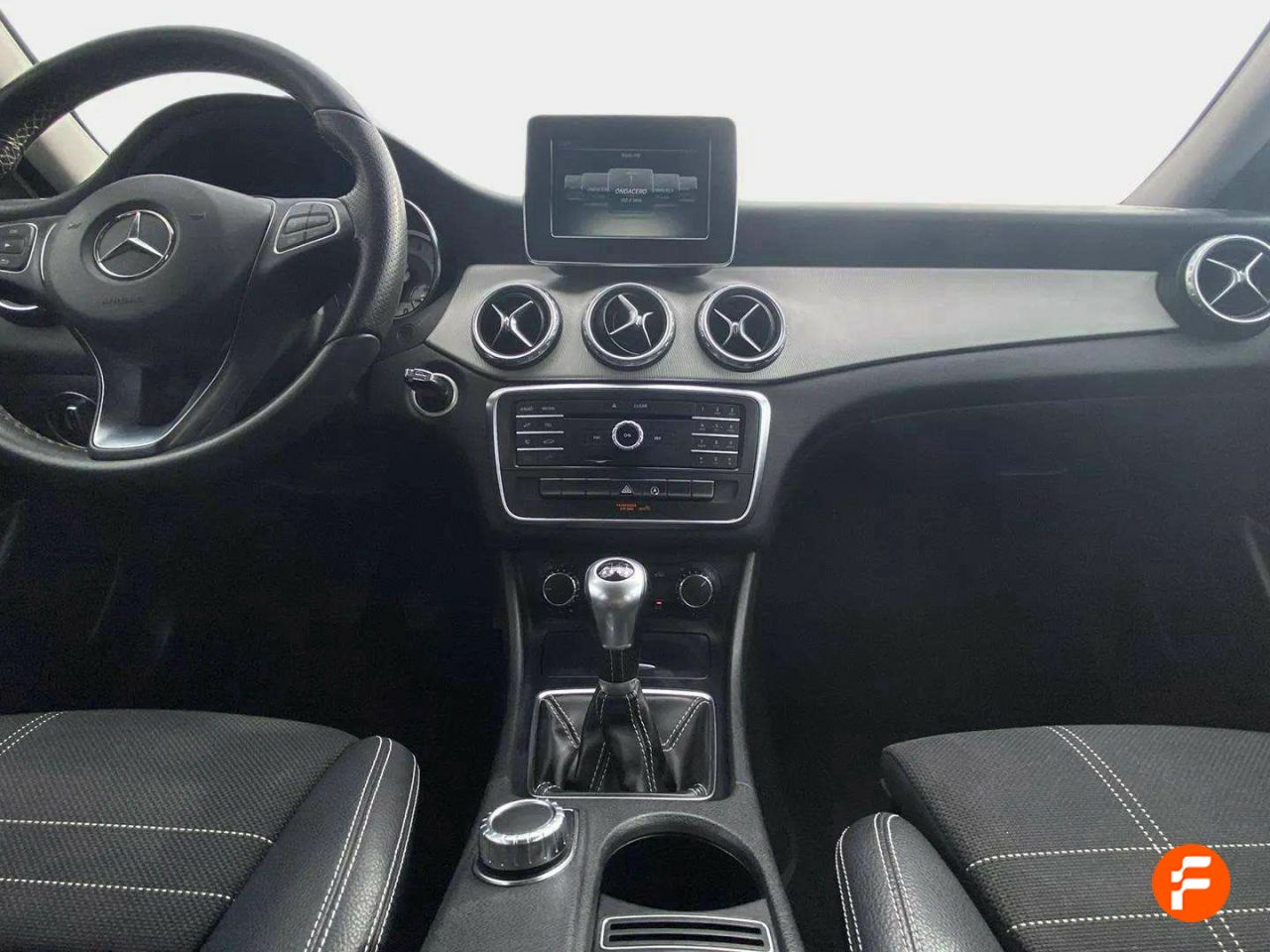 Foto Mercedes-Benz Clase GLA 9