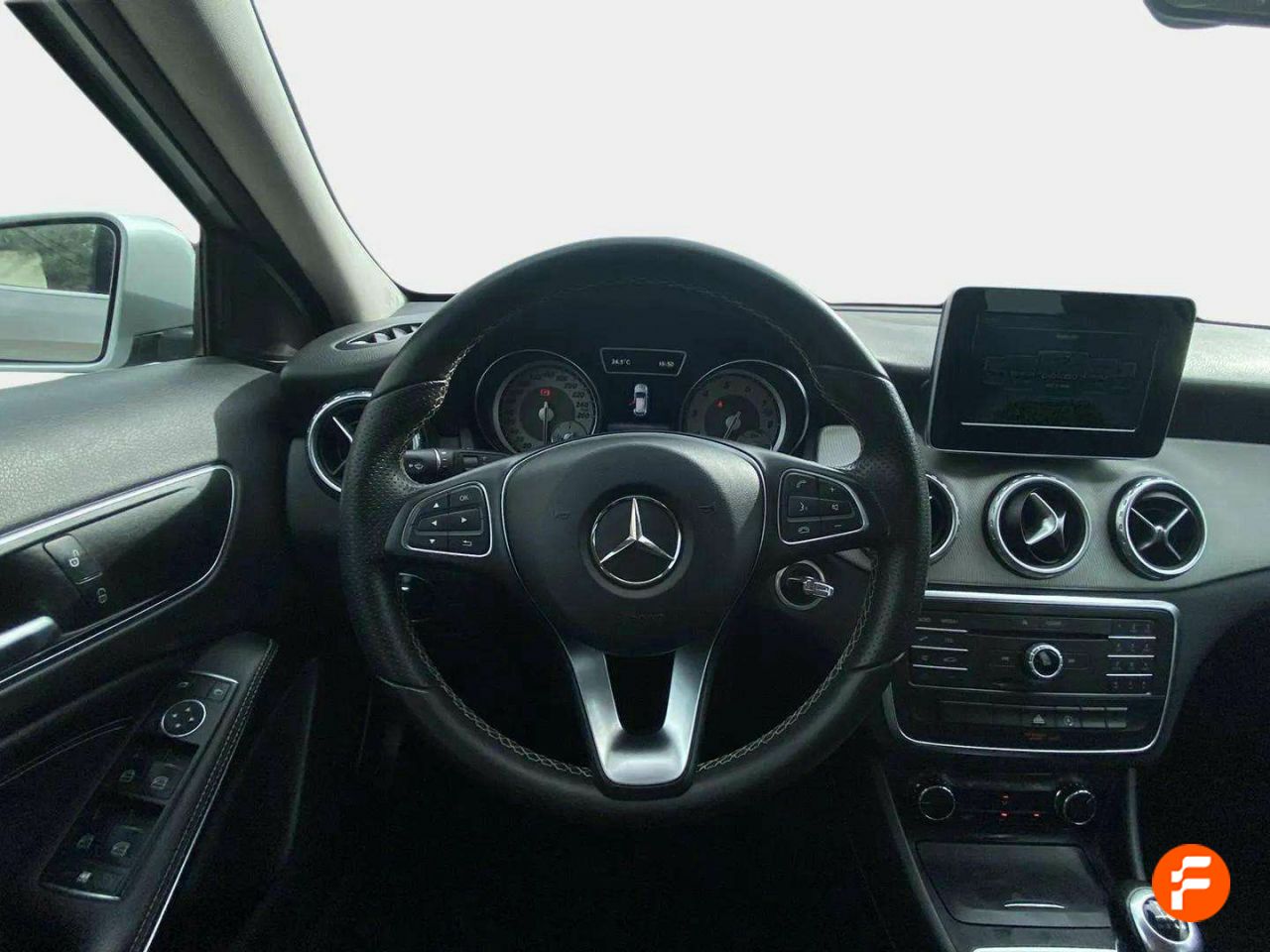 Foto Mercedes-Benz Clase GLA 10