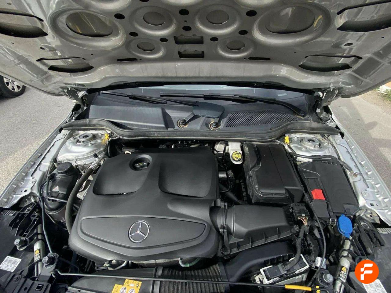 Foto Mercedes-Benz Clase GLA 15