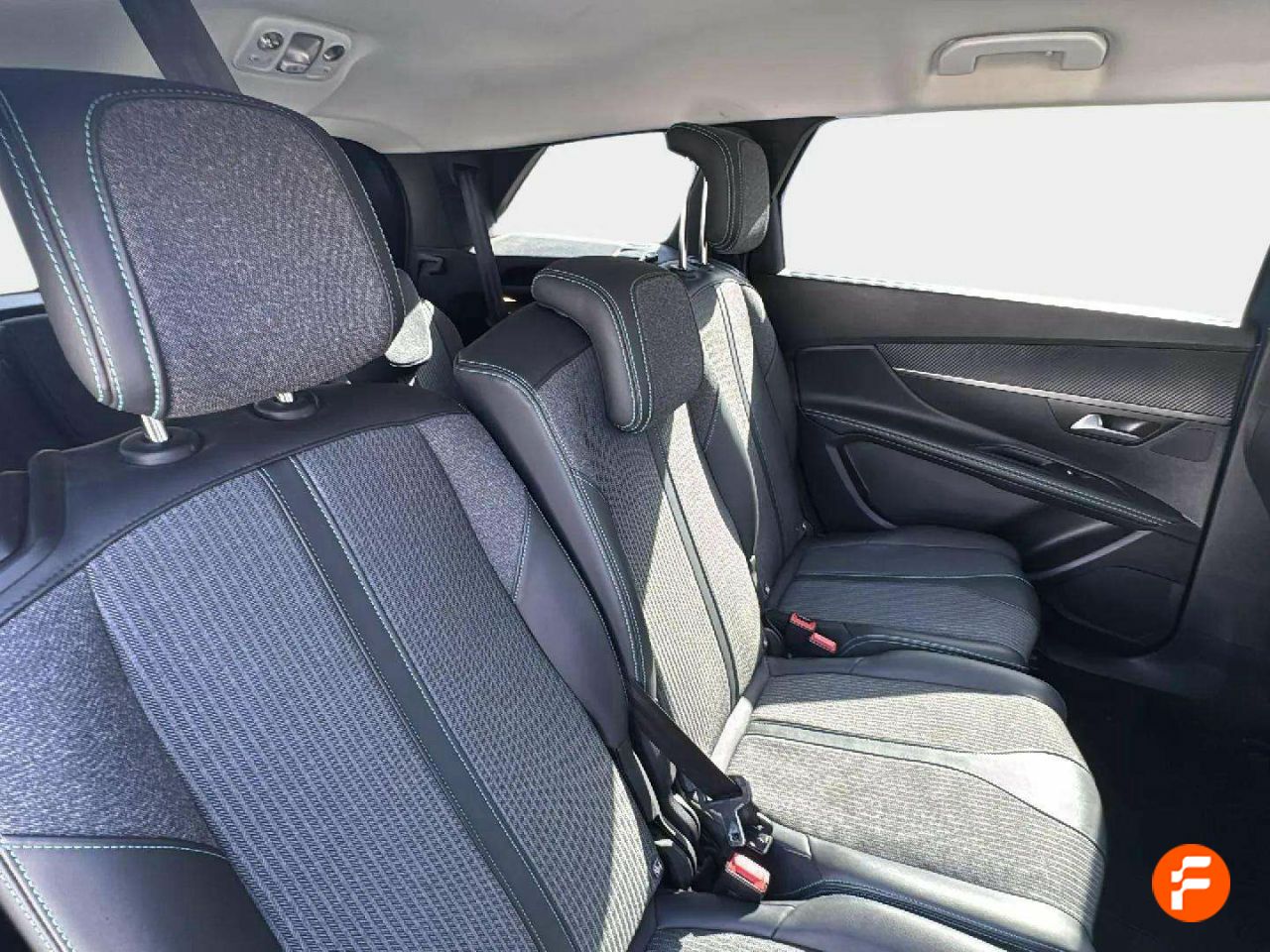 Foto Peugeot 5008 19