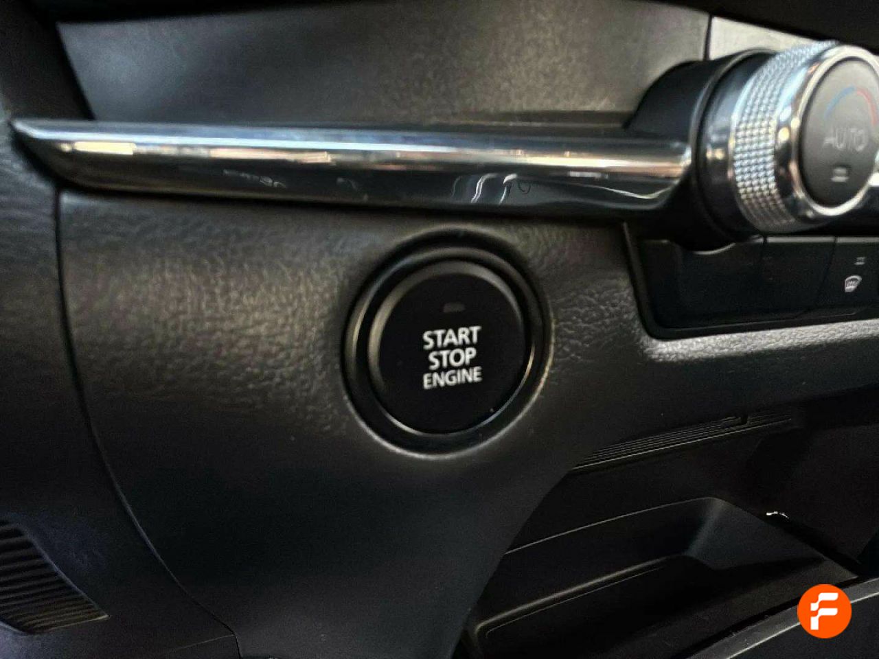 Foto Mazda CX-30 21