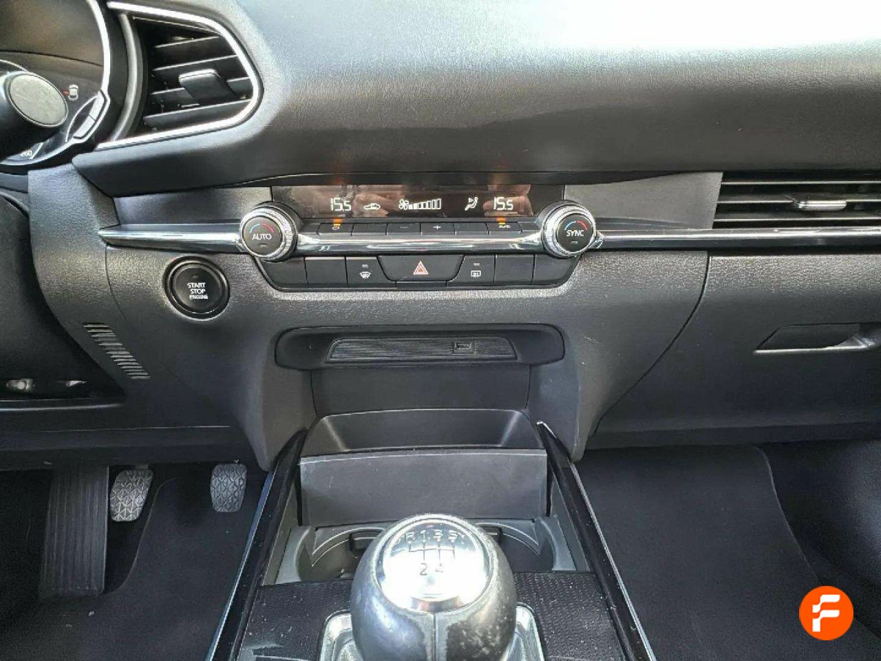 Foto Mazda CX-30 24