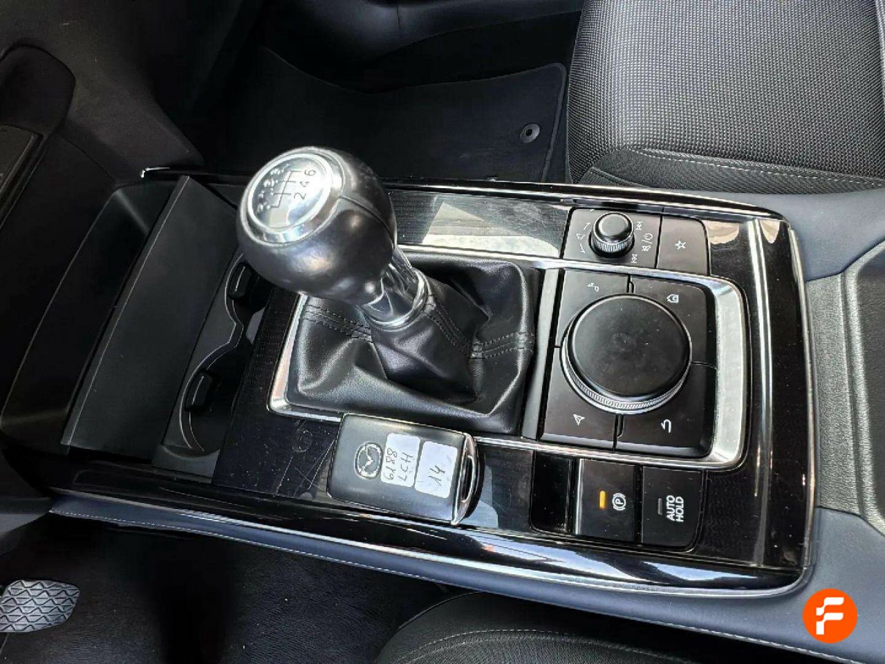 Foto Mazda CX-30 26