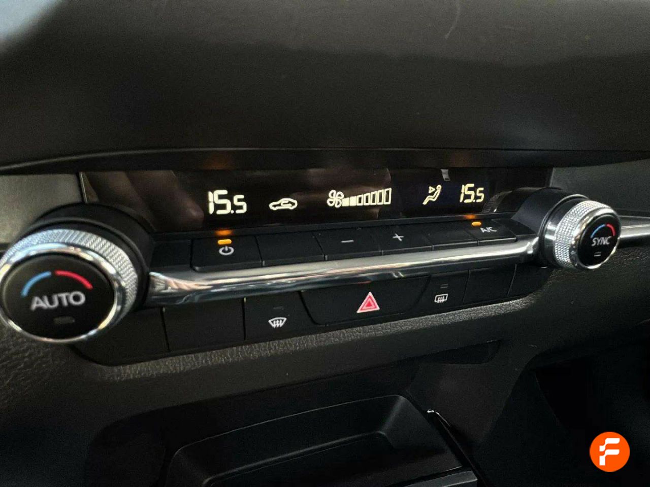 Foto Mazda CX-30 27
