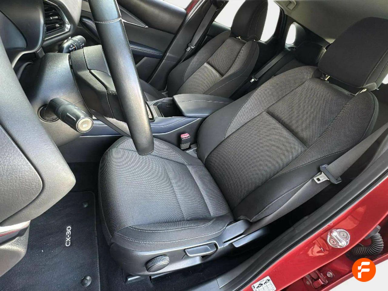 Foto Mazda CX-30 31