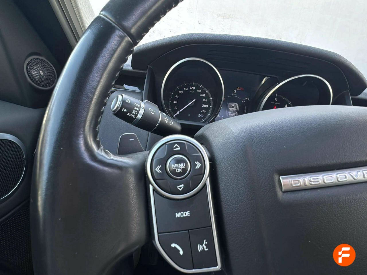 Foto Land-Rover Discovery 16