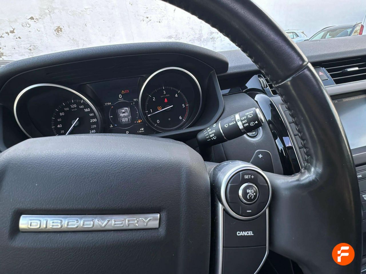 Foto Land-Rover Discovery 17