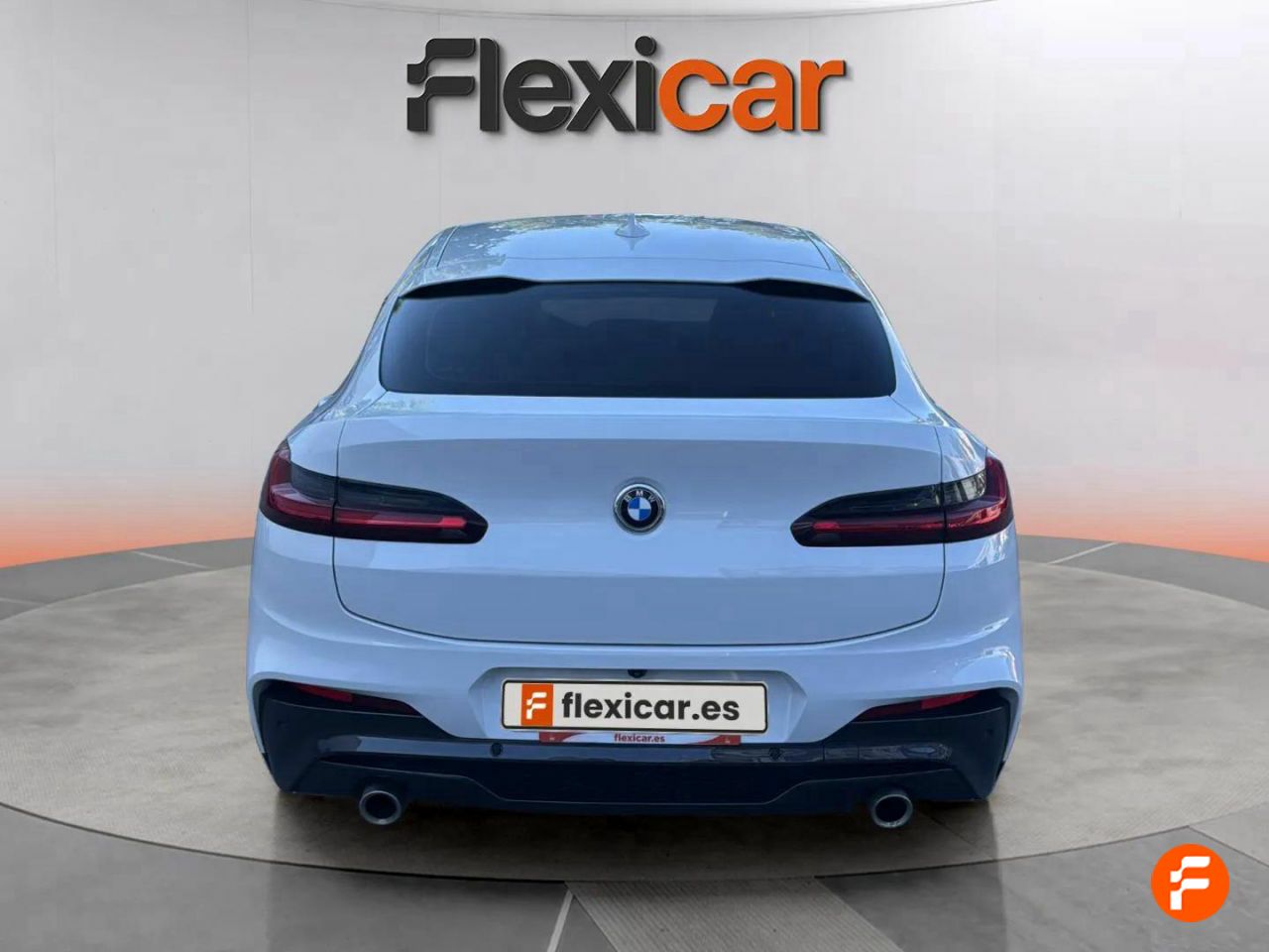 Foto BMW X4 8