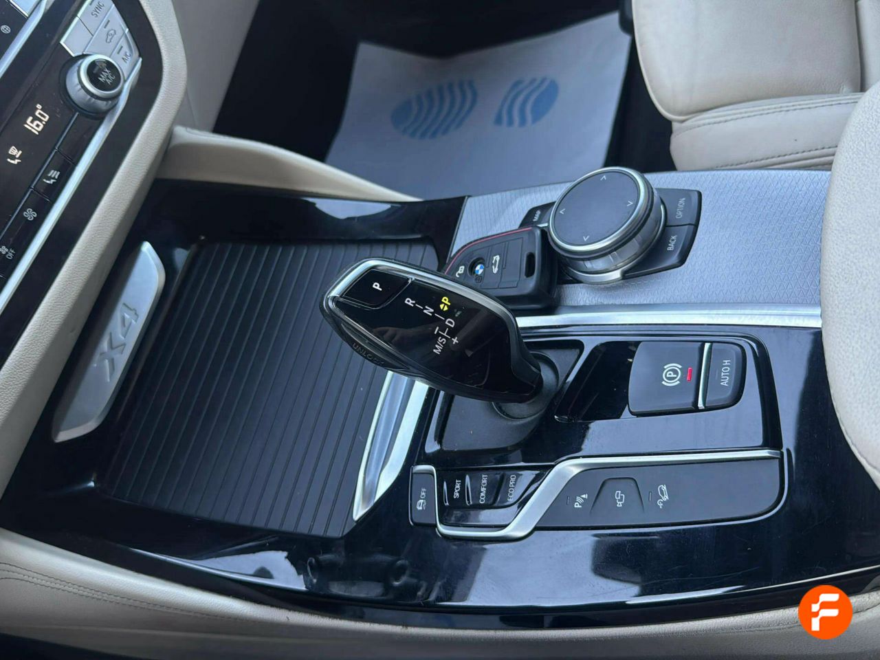 Foto BMW X4 22